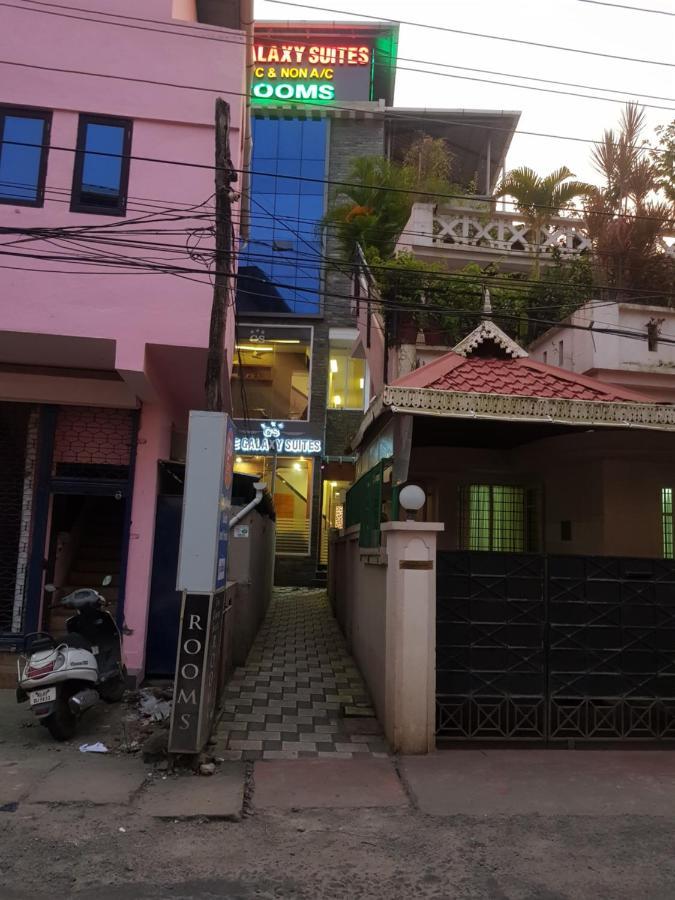 The Galaxy Suites Kochi Exteriör bild