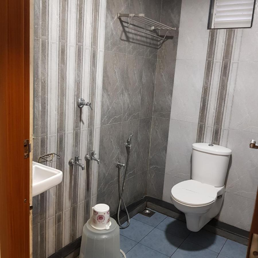The Galaxy Suites Kochi Exteriör bild