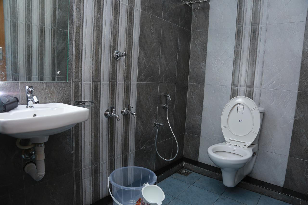 The Galaxy Suites Kochi Exteriör bild